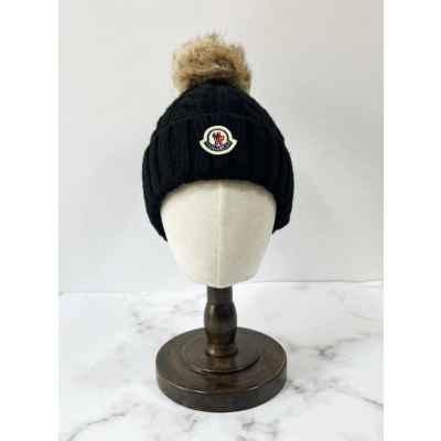 클래식 로고 패치 방울 비니 (방울 탈부착 가능)