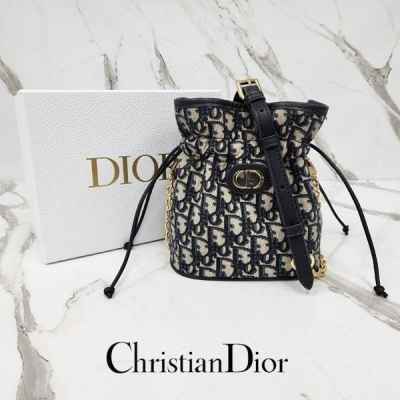 디* 몽테뉴 드로우스트링 미니버킷백 020