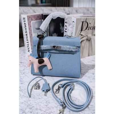 에*** 켈리 (스카이은장)