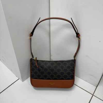 셀** 트리옹프 숄더백