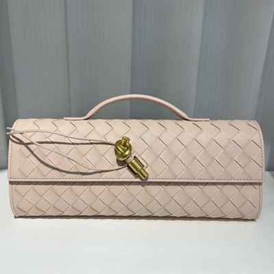 보** 안디아모 클러치