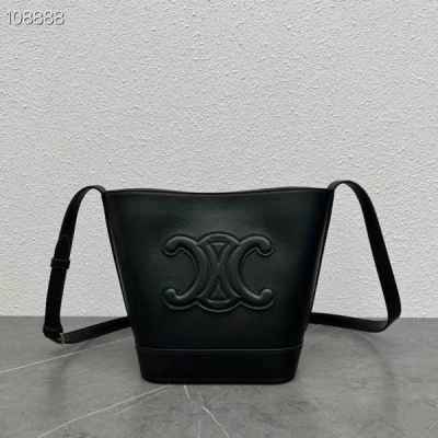 셀** 퀴르 버킷백