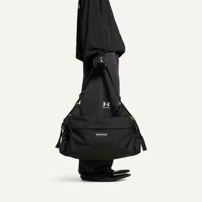 발**** 익스플로러 멀티포켓 위켄더 미디엄 백