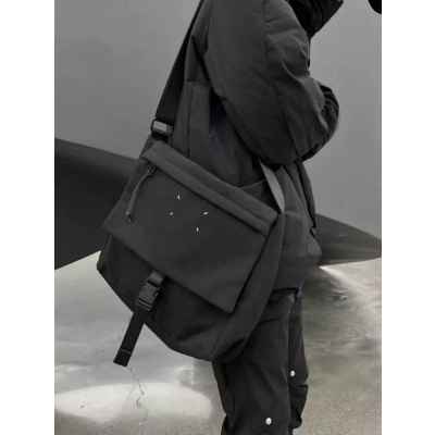 메* 마르지엘라 크로스백