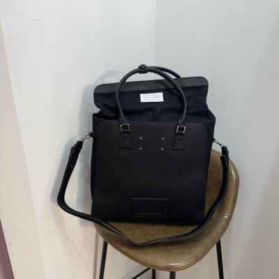 메* 마르지엘라 5AC 백팩