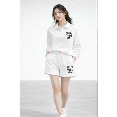 미*** 카라맨투맨 반바지 세트